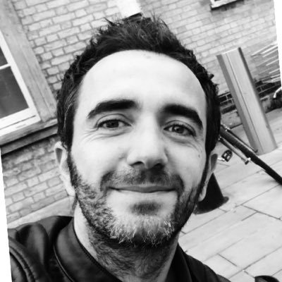 lulliness's profile picture. Ti castiu e no ti biu.