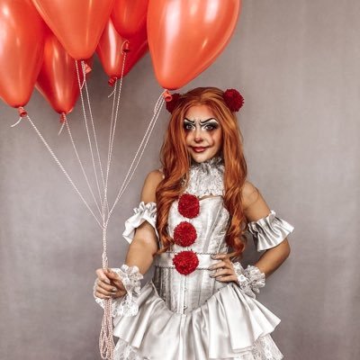 I love Freddy fuck penny teehee I love bubbles and birthday party’s and and anddddd balloons 🎈 and sm more ahhaha