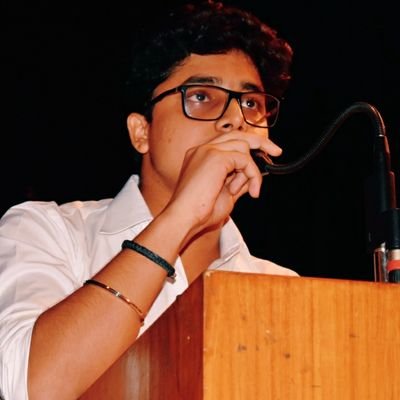 rlb366's profile picture. live like legend....