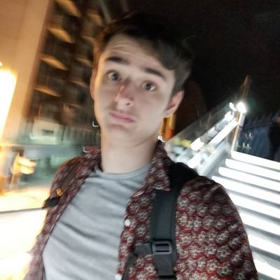 19,
student at the university of Lincoln,
studying mathematics and physics,
Non-Binary (They/Them)