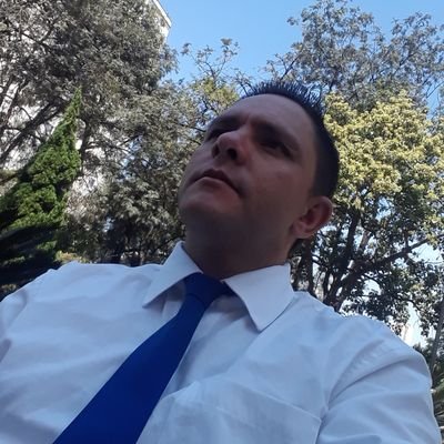 Ator, Dublador, Escritor, Músico, Guitarrista e Cozinheiro nas horas vagas!