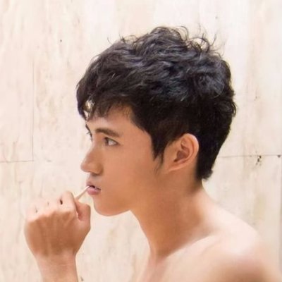 Liveman64667272's profile picture. Live man