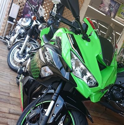 福井県敦賀市のバイク屋です。Twitter初心者ですが、楽しみながら、発信します。#阪神タイガース好き #バイク好きと繋がりたい #バイク乗りと繋がりたい
