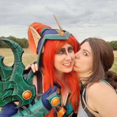 Cosplay - Streaming - Gaming - Cofondatrice de La Ligue des Cosplayers Extraordinaires - dispo pour des events : Chouchougeekart@gmail.com