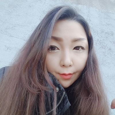 庄司まりです。 声優 、俳優として活動中。筋金入りのゲーマー。 主な吹き替え作品↓ Bitten.DYNASTY.THEDEUCE.HUMANS.VOLTRON.オクニョ.パディントン2.人生はシネマティック.沈黙の大陸.ソーイングビー.ナチハンターズ.GHOST OF TSUSHIMA etc‥