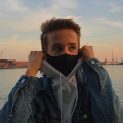 DDevrix's profile picture. releasing two new songs in two months :)