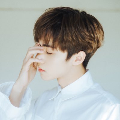 #肖俊 #XIAOJUN #샤오쥔