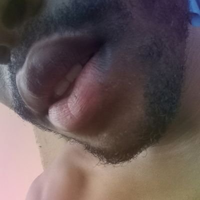 DFantomi's profile picture. mec sensibles .. timide Propre élégant et très réservé ..aime les meufs rondes et burne 😏 adore l'informatique.
célibataire depuis 1ans