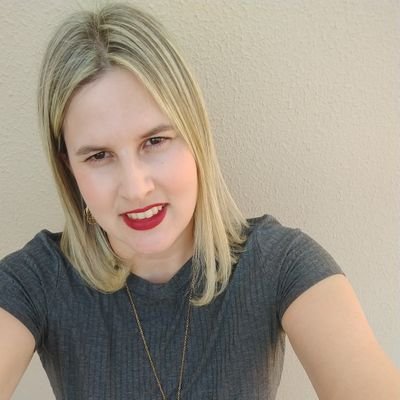 Leitora voraz, filmes, animes e chocolate 🤗🤓
IG Literário: https://t.co/iRHKlukkmG