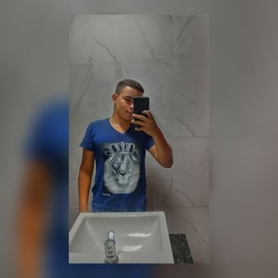 •|ce🌍
•|♤o brabo tem nome♤
▪Ti'ร▪@_bondetis