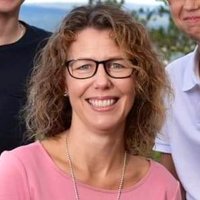 Mona Smedman (@centermona) 's Twitter Profile