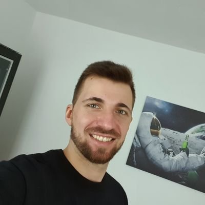 Gamer 🎮 Twitch Moderator 🗡 Web Developer 👨‍💻 from Germany 🇩🇪