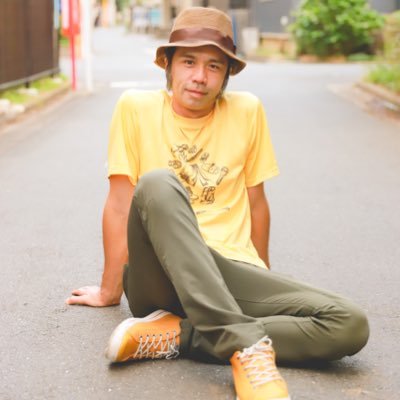 歌とギター。釣りと自転車。弾き語り、DAIOHJO!!(ダイオージョー)にて活動中♫ 新作音源Fukumaru-tunesより配信中。 ダウンロード料金:1曲210円 https://t.co/fHyKGzrHqy