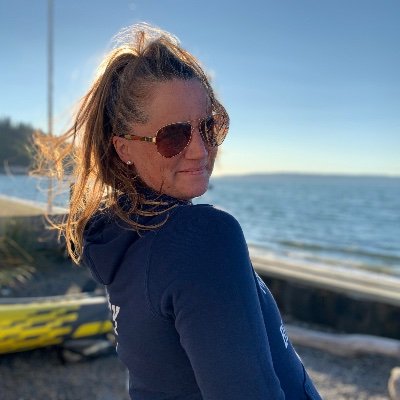 Eternally optimistic wife and mom of 3 obsessed w/Peloton, breaking news, cooking 2 cope w/COVID & PNW beach treasure hunts - not necessarily in that order.