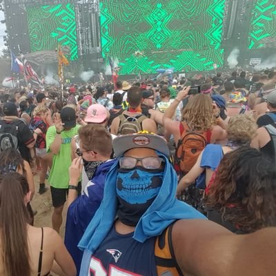 Reppin the DMV 24/7 & EDM Festivals #ravedad #90skid #NEPats #dirtywater #Nats #ALLCaps #HTTR #nhlBruins #RVA #differenthere #BLM EDM shows are my Therapy