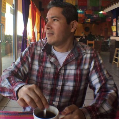 emetulioo's profile picture.