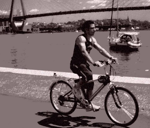 Electric Velocity - Bike Shop Sydney.
Aspiring to a world revolving on 2 wheels, while living dangerously on Sydney Roads :-)