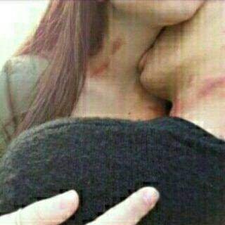 XtCRvvKFCyo6qEI's profile picture. ‏اسمـك على قلبــي نقشـتــه عناويــن
‏منطـق لسانــي والعــرب يفصحونــه

‏حبك جرى فالقلب مجــرى الشراييــن
‏حتى بيــوت الشعــر مايـوصفـونــــه