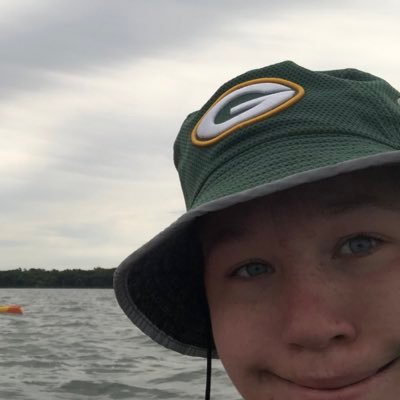 exploritorii's profile picture. “opinions are my own” - someone who’s opinions nobody cares about in the first place