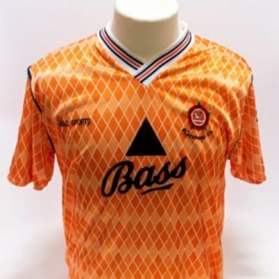 Blackpool FC fan since early 1990's. Interested in all types of seasiders collectables.