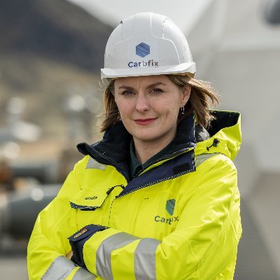 sandrasnaebj's profile picture. Geologist / geochemist turning CO2 to stone @carbfix while drinking quite a lot of coffee