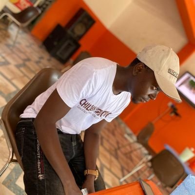 kwekupong's profile picture. Don't trip...