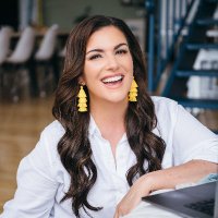 Amy Porterfield(@AmyPorterfield) 's Twitter Profile Photo