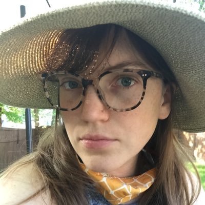 Poet, among others | author of *UNDERSHORE* (@LightscatterP1 2023) | PhD candidate at @EnglishCornell | @IowaWritersWksp Alum '17 | (she/her)