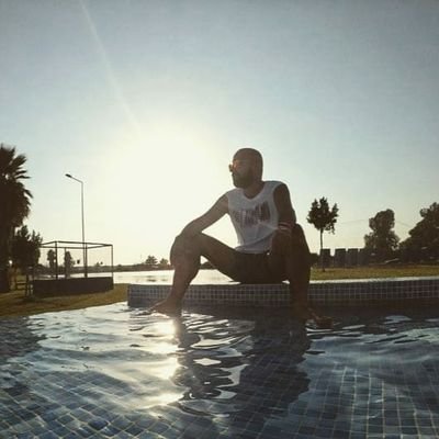 huseyinkolan's profile picture. önce baba sonra mimar