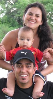 natiojocum's profile picture. Filho de Deus, músico, pregador do evangelho, Missionário da JOCUM desde 2000, atualmente servindo na Espanha. Marido da Marilene, pai do Noah e da Sofia