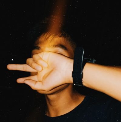 Prenzieee's profile picture. F V C K