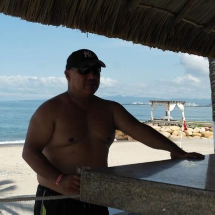 JoseJua45595922's profile picture. Tratando de sobrevivir