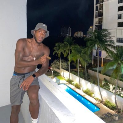 errington_6's profile picture. Trini 🇹🇹/ Paralegal                   YouTube: Erringtons Adventures, Link below