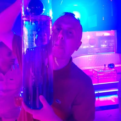 nosymale77's profile picture. up the villa