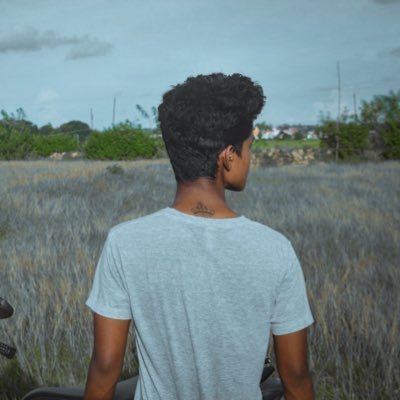 AdityaMazumda11's profile picture. Shyamalian. Madridista. Stan. ☠️