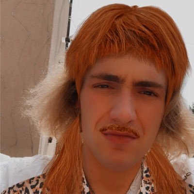 Far0music's profile picture. DnB | Present United Records | somehow MC, photographer, Event Manager, audio engineer, video producer and chef at the same time