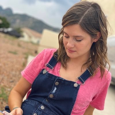 AunnaGill's profile picture. Formerly known for #ChickenTweets Married to @Chief_Doogie. Big fan of capybaras.