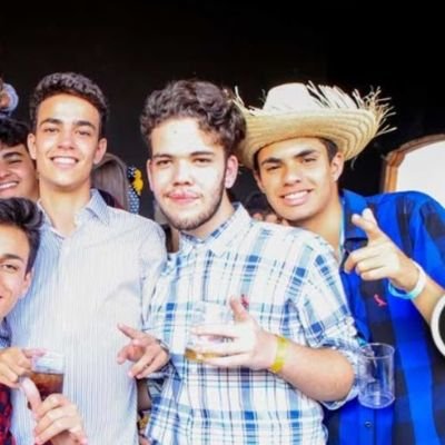 🇧🇷
You miss 100% the shots you dont take - Michael Scott
outro twitter (melhor que esse): @Rilza_
Tweets autorais? nao sei