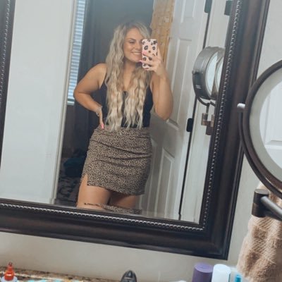 Thekatchandler's profile picture. Paralegal focused on integrity and accountability.  ⚖️ “Injustice anywhere is a threat to justice everywhere”