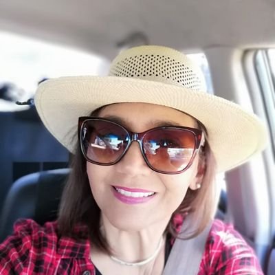 esposa,madre, abuela,hermana,tía y mucho más...amo mi familia❤️❤️❤️
me encanta el campo....Y EXTRAÑO A MI MADRE😔