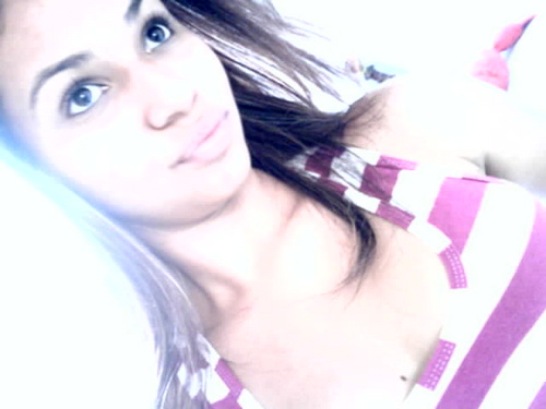 soh_Oo's profile picture. Do lado de cá a vista e bonita ! Tem musica amigo e alguem pra amar..