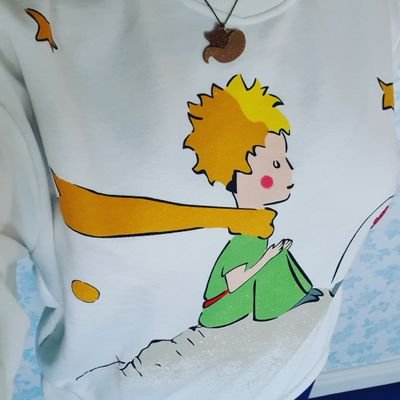 bookworm_mouse's profile picture. Bookworm loves books. Theatre Mouse loves the theatre. Together they love adventures in words and to write a little blog! History geek!