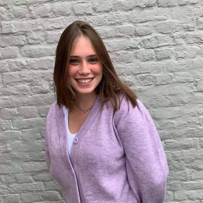 lara_vdh's profile picture. 