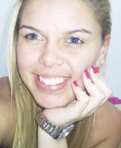 alee_gl's profile picture. 