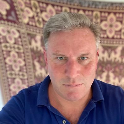 capelthompson's profile picture. 