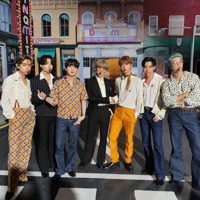 moyfanpage1's profile picture. ARMY💜💜💜
BTS💜💜💜
ILYSM💜💜💜