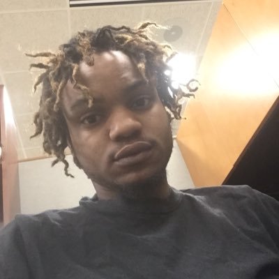 devo33942369's profile picture. 