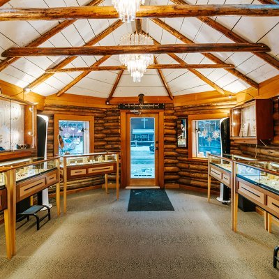 A unique jewelry store in a historic log cabin in Jackson Hole, Wyoming. We specialize in celebrating love and life with fine handcrafted jewelry!