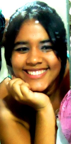 leticiastavares's profile picture. 