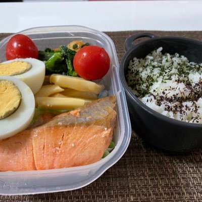 HjTAIOysHkeAXii's profile picture. 介護士で、65歳になってもパートで働かせて頂いている〜元気で美味しい物食べること大好きなおばあちゃんです。 勿論！それなりの体型です〜笑 宜しくお願いします🙇‍♀️